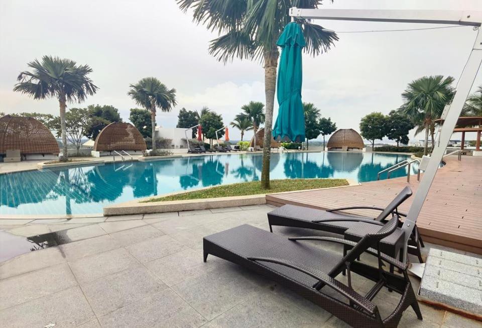 1519 Almas Suites Seaview Sunrise Netflix By Stay Nusajaya  Eksteriør billede