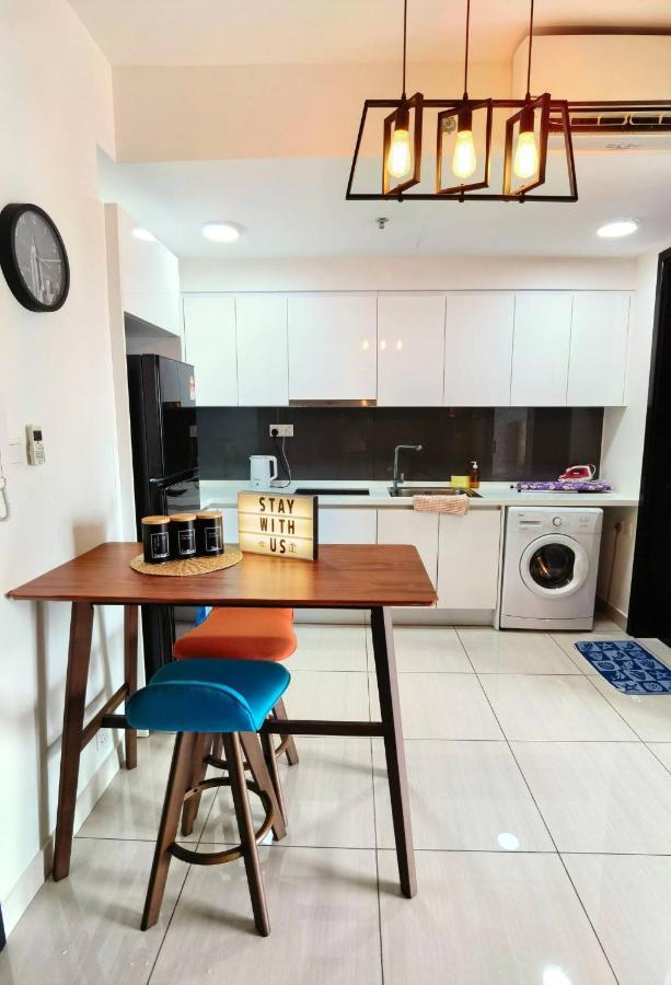 1519 Almas Suites Seaview Sunrise Netflix By Stay Nusajaya  Eksteriør billede