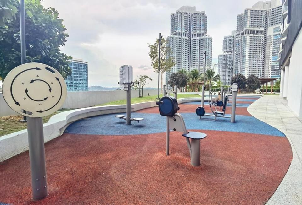 1519 Almas Suites Seaview Sunrise Netflix By Stay Nusajaya  Eksteriør billede