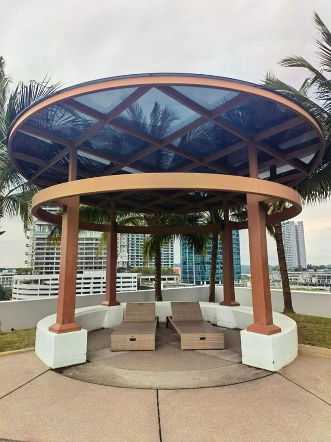 1519 Almas Suites Seaview Sunrise Netflix By Stay Nusajaya  Eksteriør billede