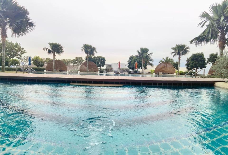 1519 Almas Suites Seaview Sunrise Netflix By Stay Nusajaya  Eksteriør billede
